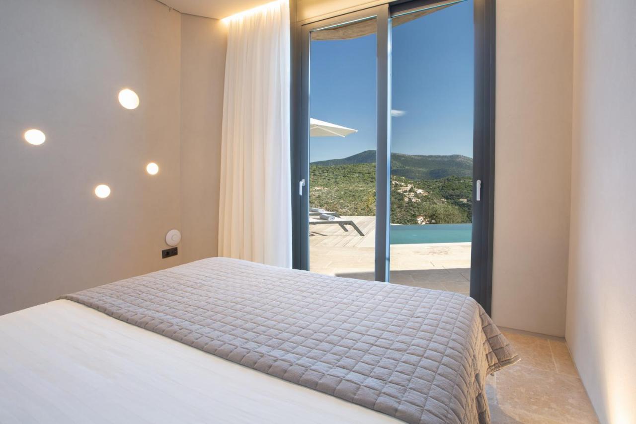 Blooms Of Sivota Bay - Luxury Villas With Private Heated Pool Exteriör bild