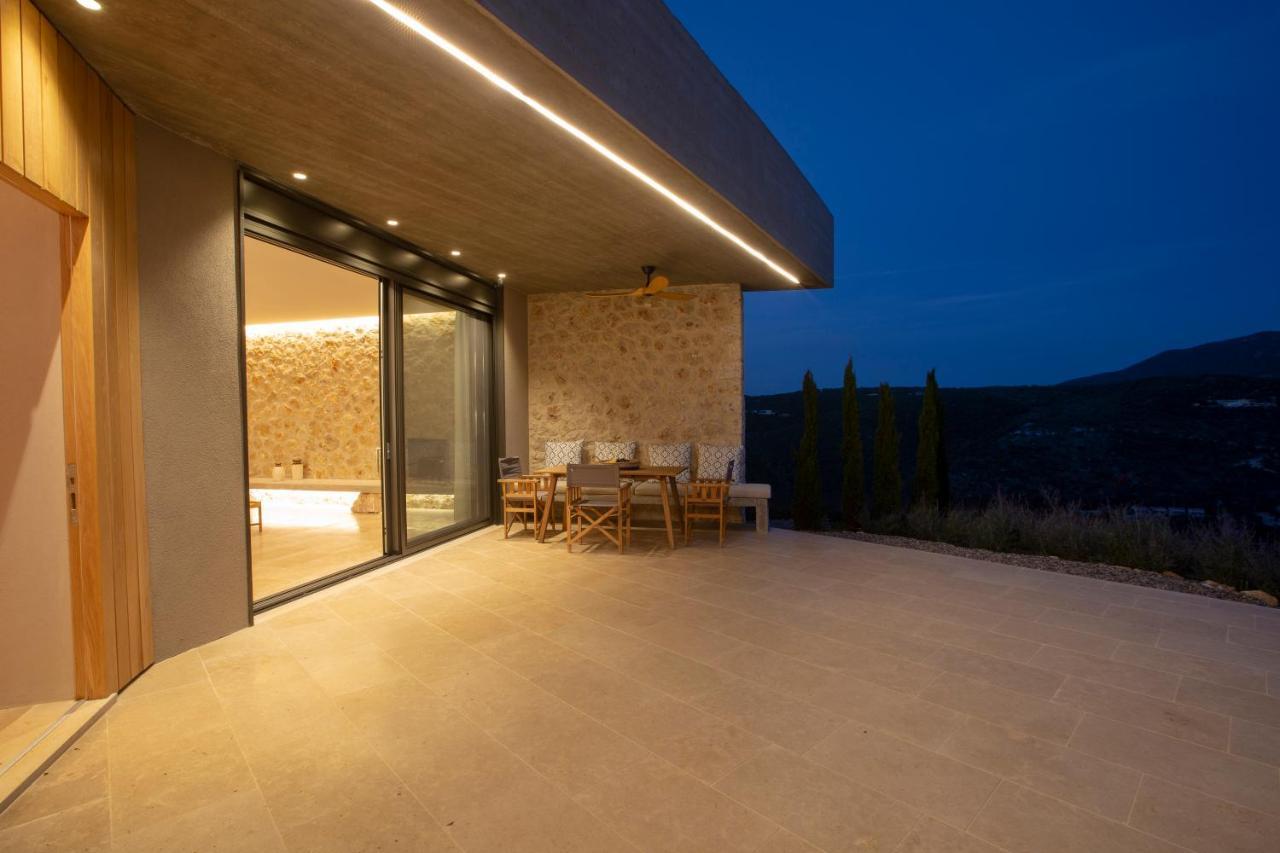 Blooms Of Sivota Bay - Luxury Villas With Private Heated Pool Exteriör bild