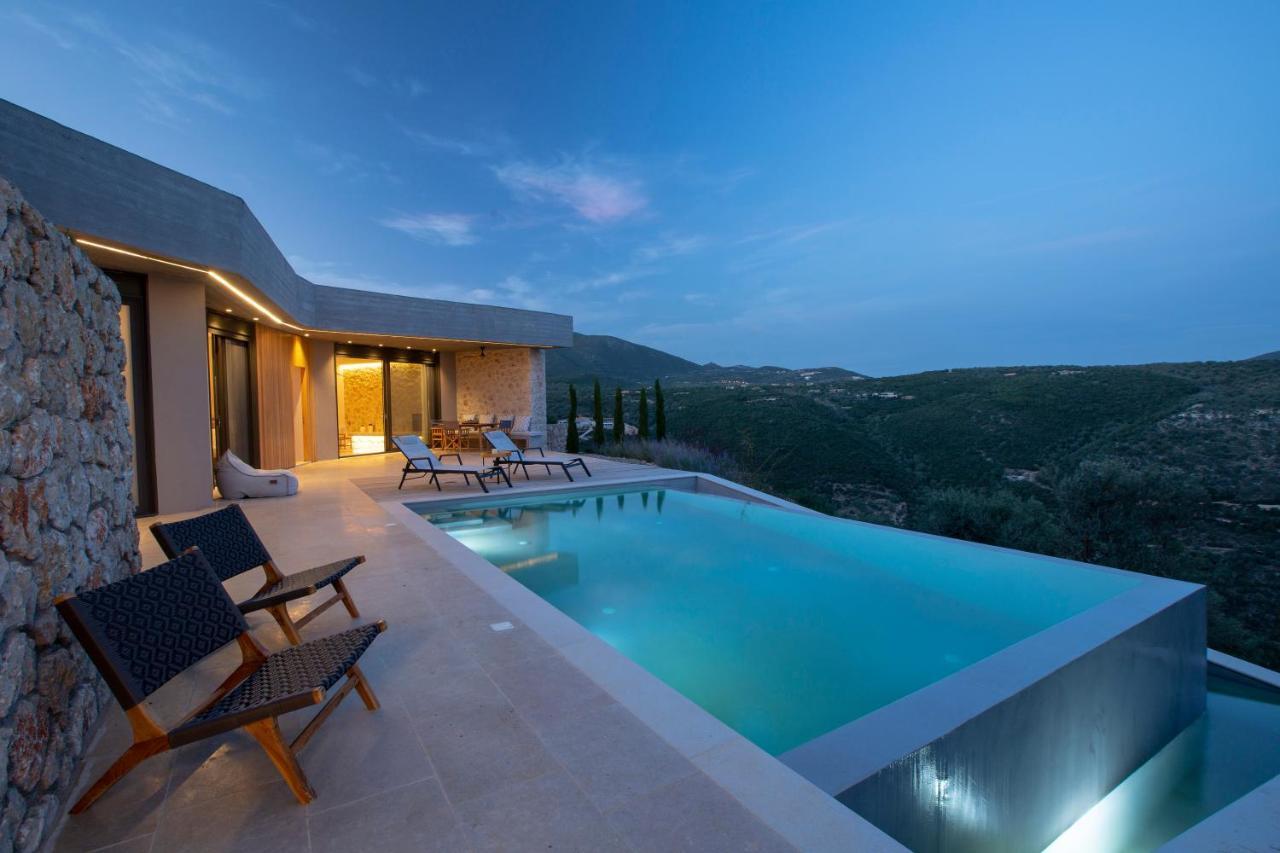 Blooms Of Sivota Bay - Luxury Villas With Private Heated Pool Exteriör bild