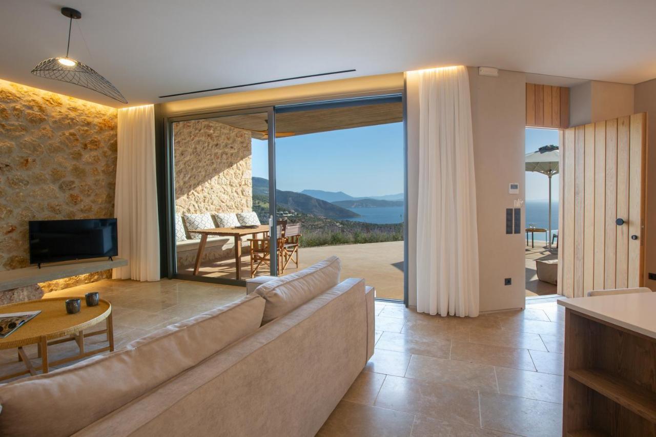 Blooms Of Sivota Bay - Luxury Villas With Private Heated Pool Exteriör bild