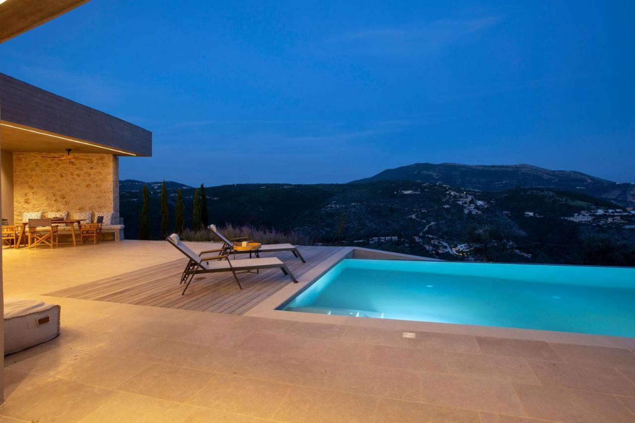 Blooms Of Sivota Bay - Luxury Villas With Private Heated Pool Exteriör bild