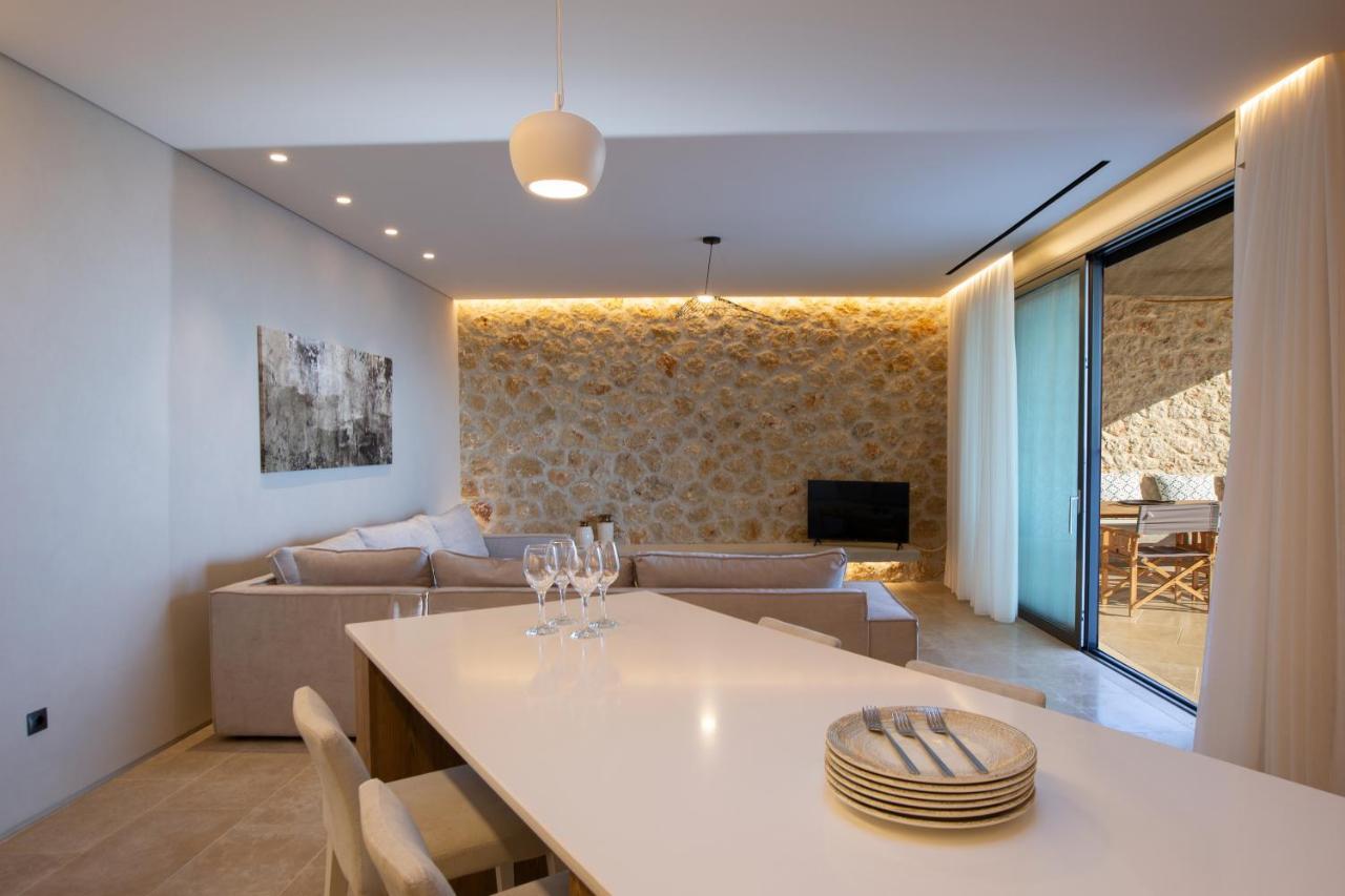 Blooms Of Sivota Bay - Luxury Villas With Private Heated Pool Exteriör bild