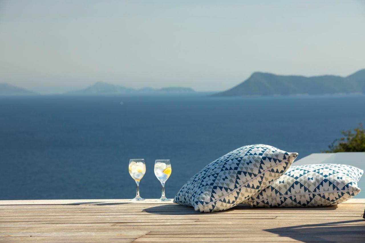 Blooms Of Sivota Bay - Luxury Villas With Private Heated Pool Exteriör bild