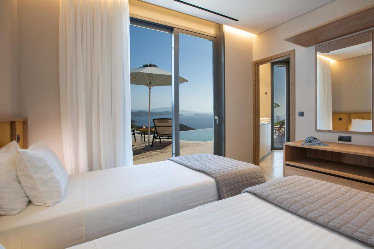 Blooms Of Sivota Bay - Luxury Villas With Private Heated Pool Exteriör bild